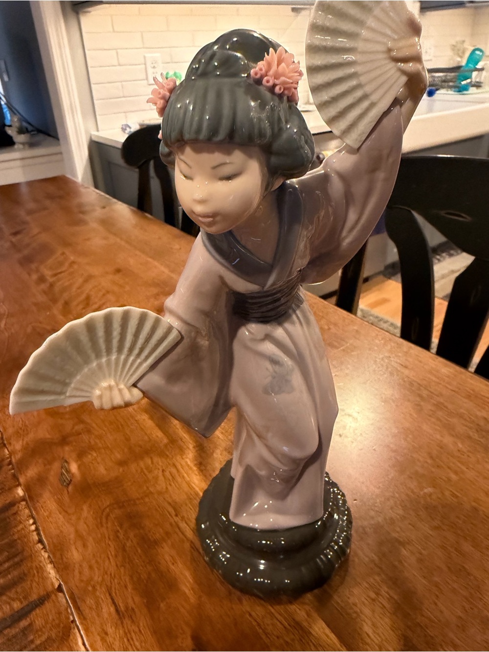 Lladro Porcelain Geisha Figurine in Lavender, Gray, decorative butterfly kimono